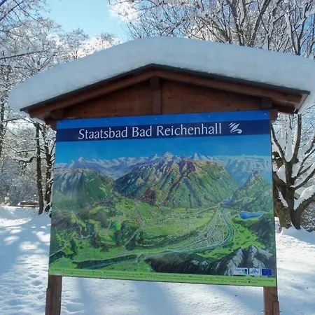 Apartment Gaestehaus Schlossblick Bad Reichenhall